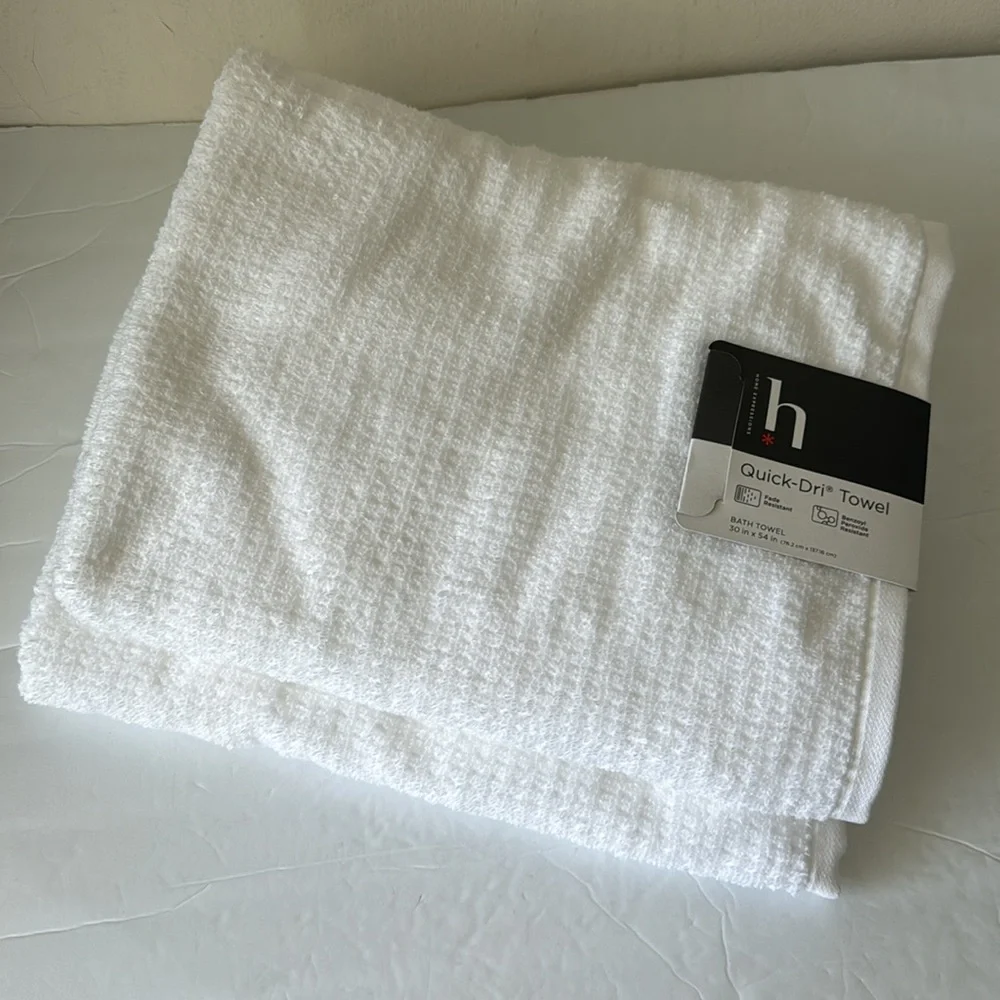 Home Expressions Quick Dry Solid White 2 Bath Towels 30in x 54in
